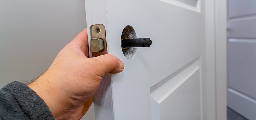 Nighttime Locksmith For Lock Repair in Covina, CA